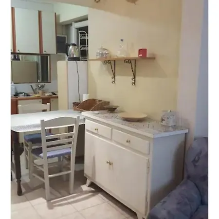 Comfy 35sqm Near National Garden Apartment Athens